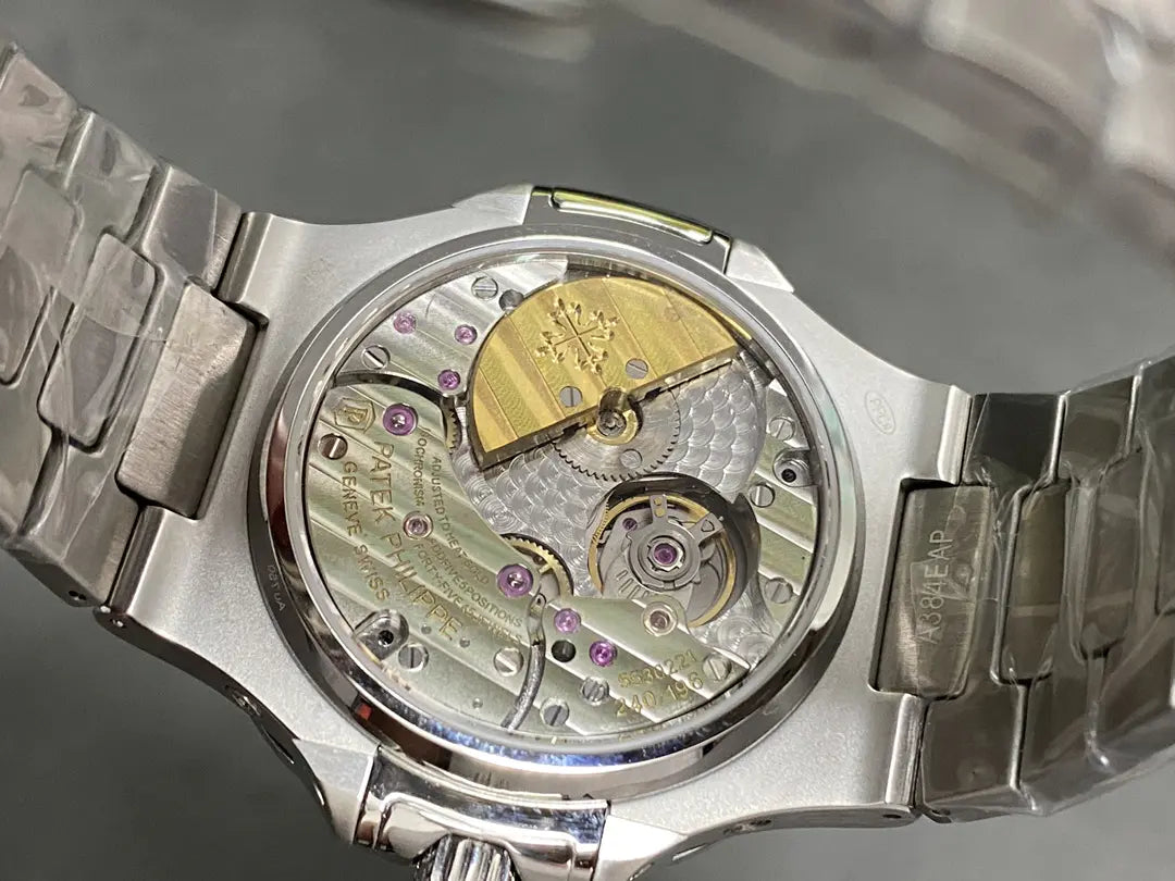 CLASSIC Nautilus Perpetual Calendar White Gold Blue Dial 5740 1G 001 40mm