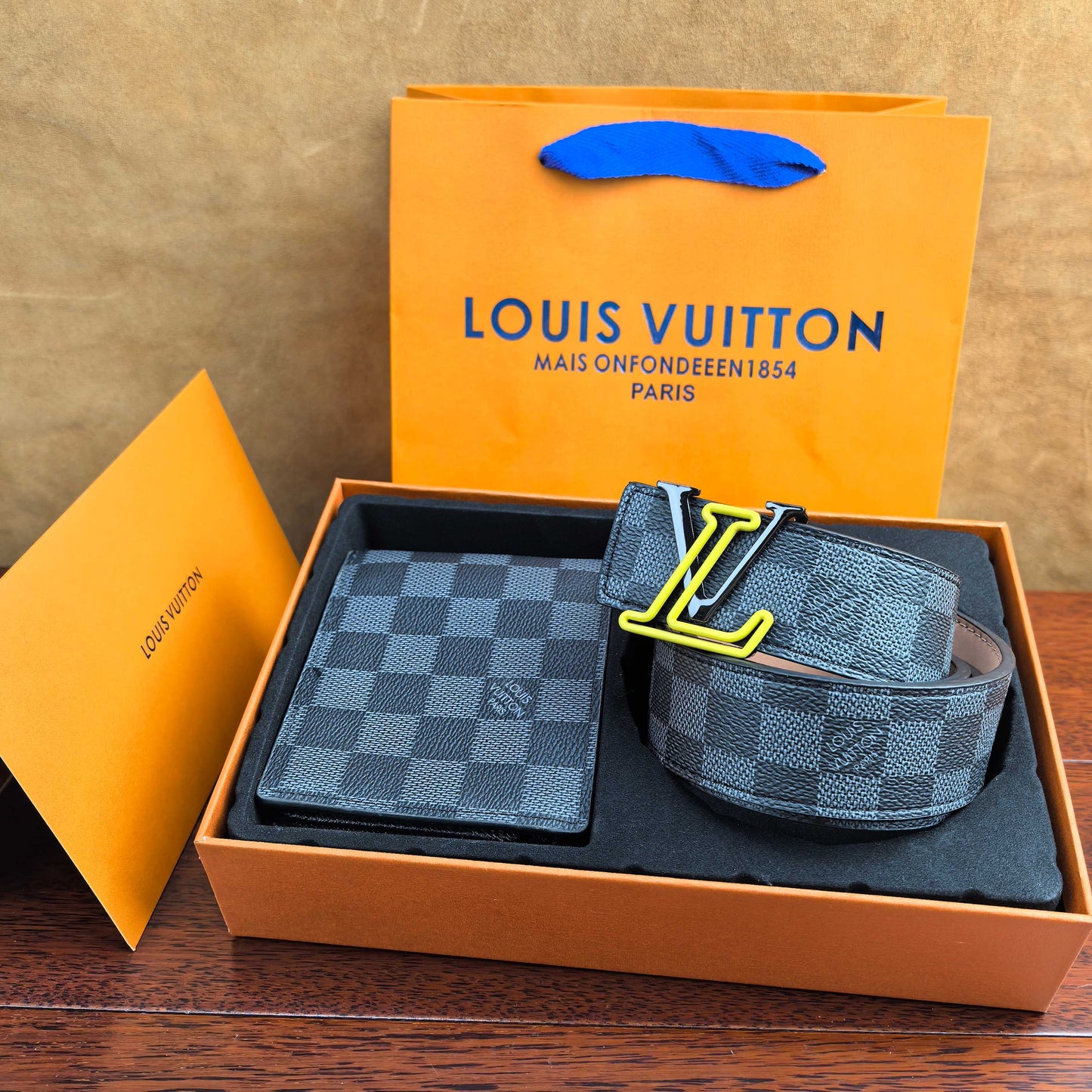 2025 L Home Classic Double Buckle Black Grid Belt + Wallet Set