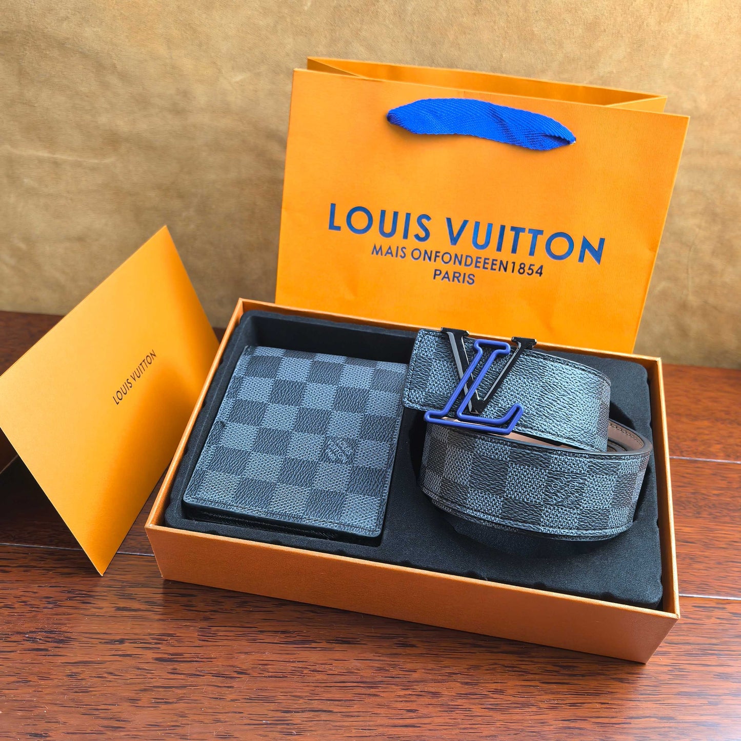 2025 L Home Classic Double Buckle Black Grid Belt + Wallet Set