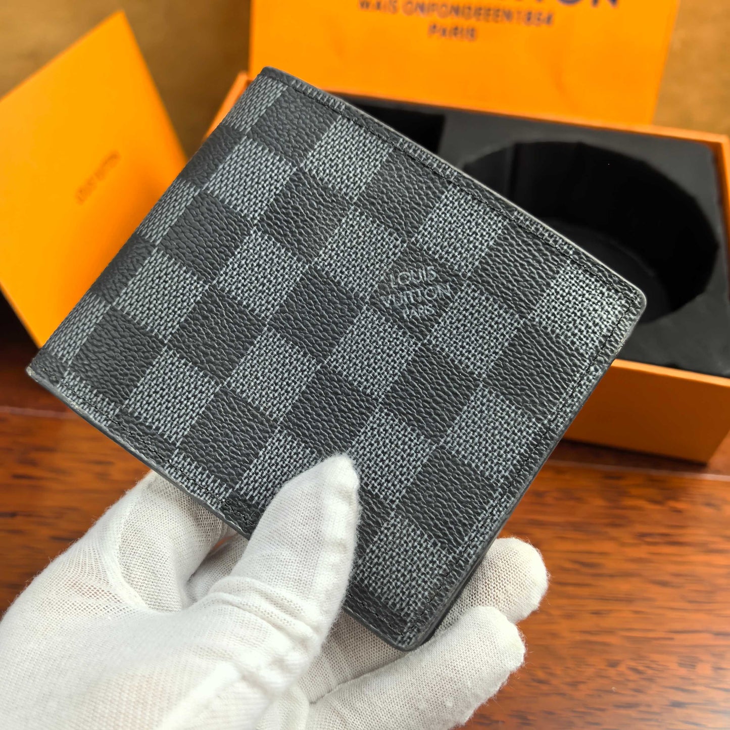2025 L Home Classic Double Buckle Black Grid Belt + Wallet Set