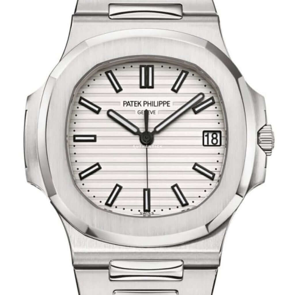CLASSIC Nautilus Stainless Steel White Dial 5711/1A-011