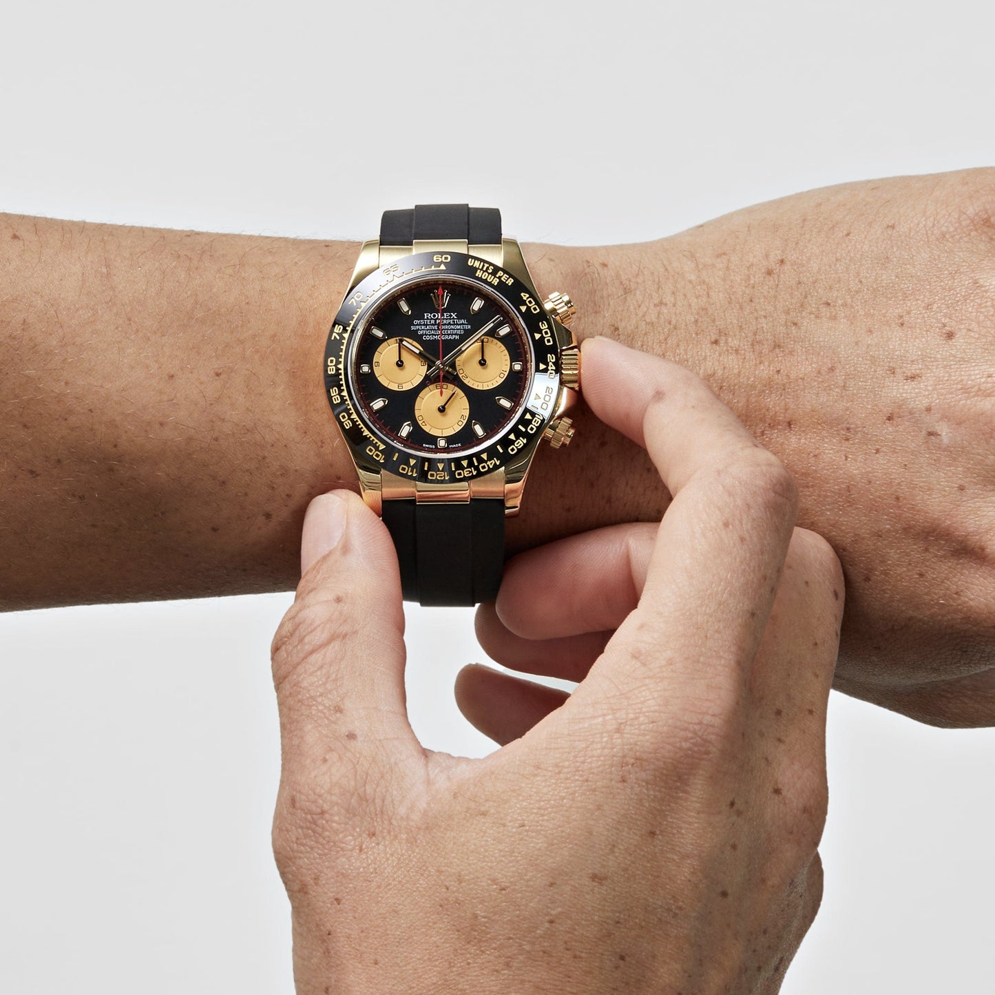 2025 Watch Daytona 116518LN 'Paul Newman' Yellow Gold Black Dial