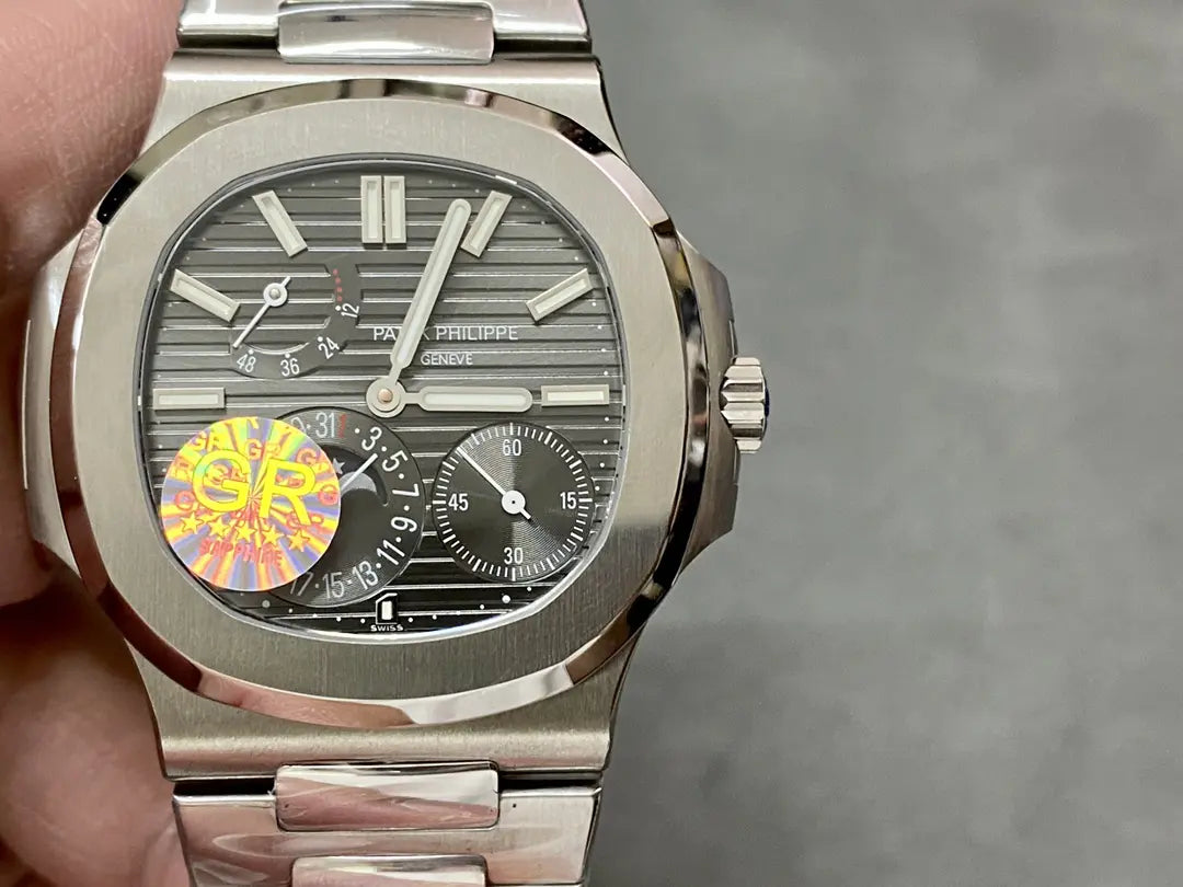 CLASSIC Nautilus Moon Phase Stainless Steel 5712 1A 001 40mm