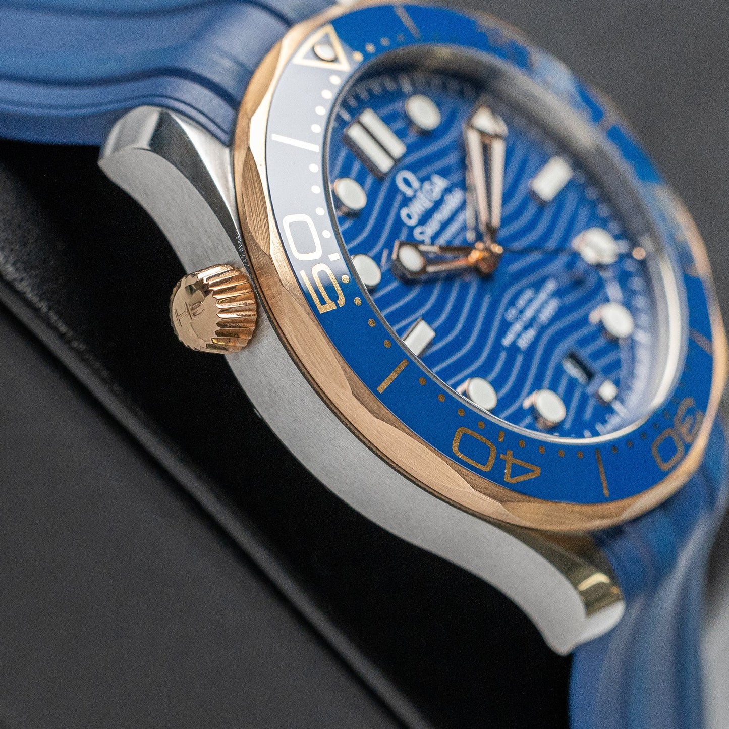 Seamaster 210.22.42.20.03.002