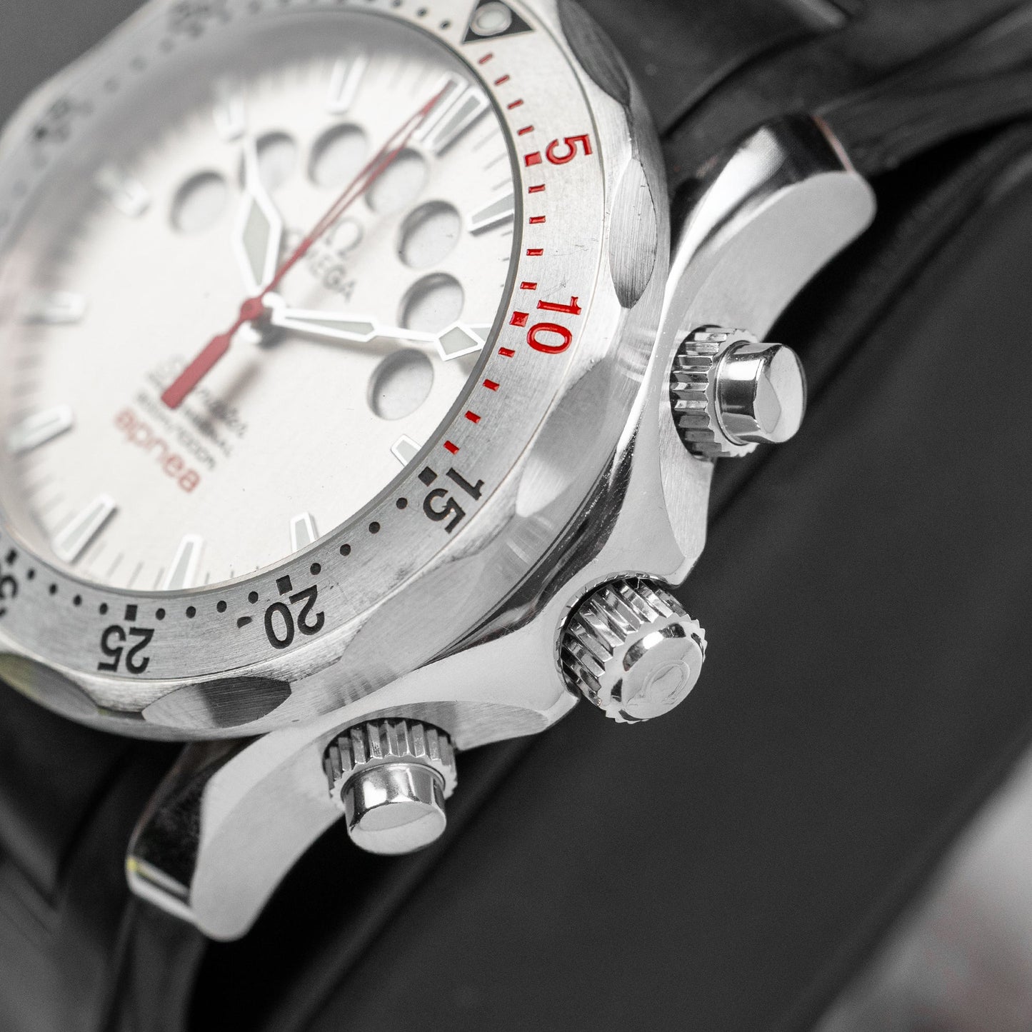 Seamaster Apnea 2595.30.00