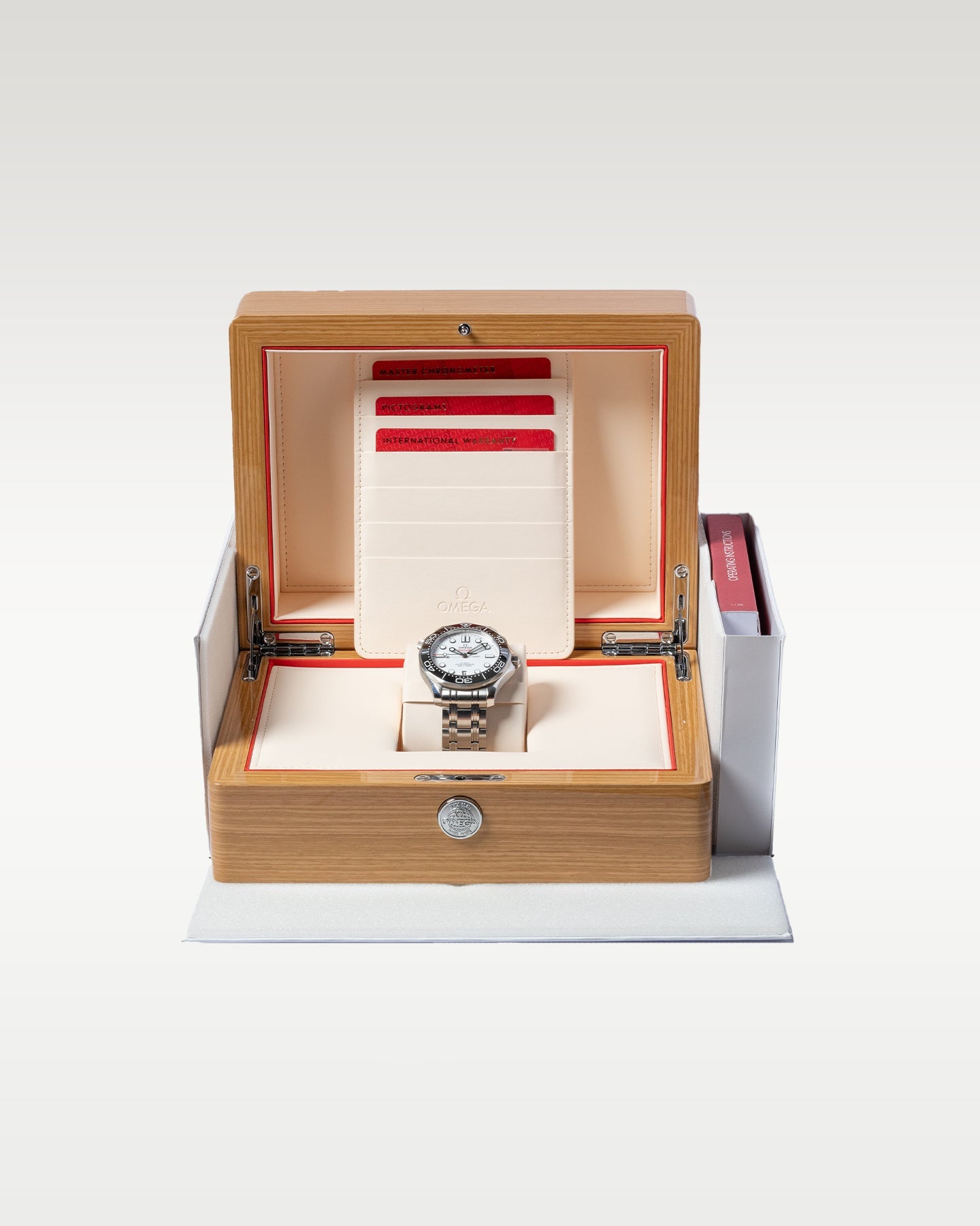 Seamaster Diver 300M 210.30.42.20.04.00