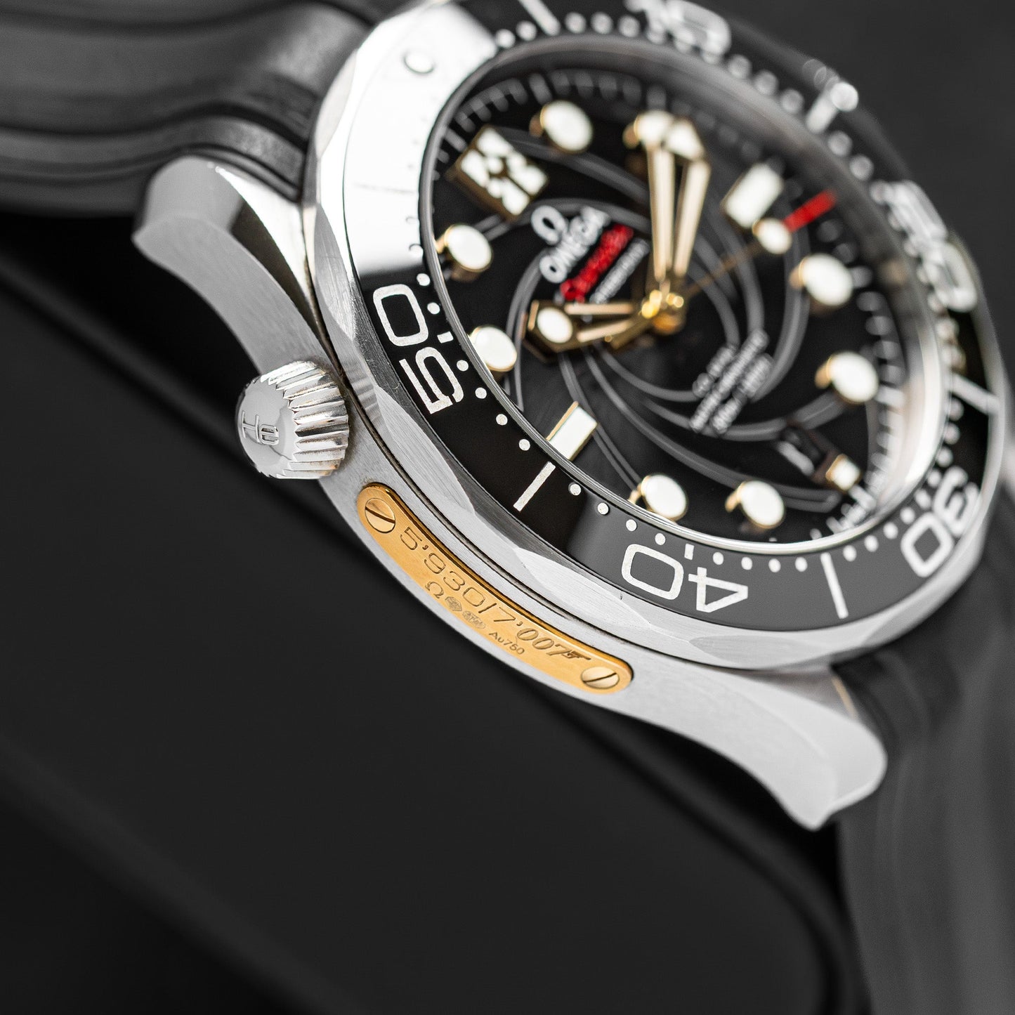 Seamaster James Bond 210.22.42.20.01.004