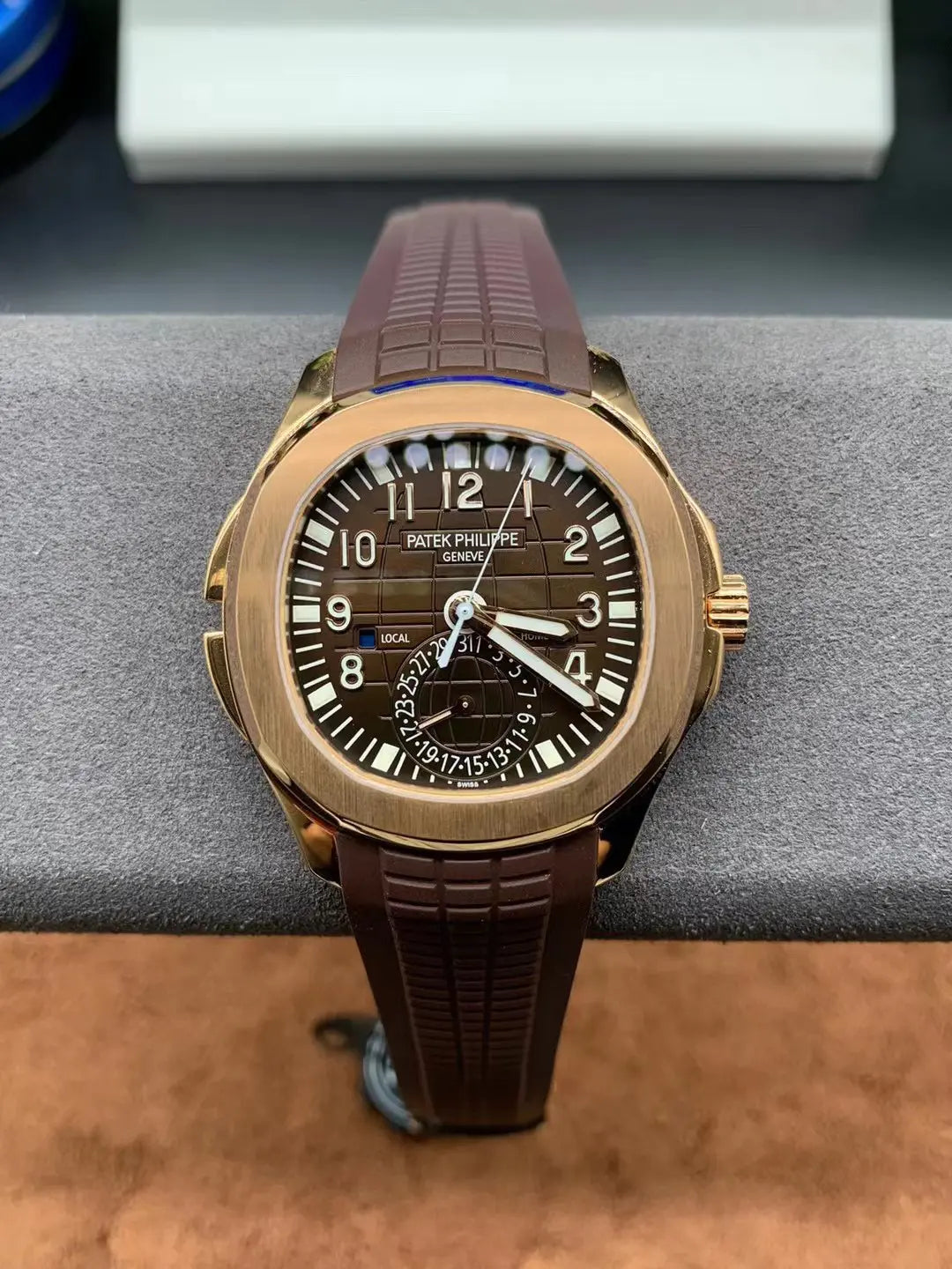 Replica CLASSIC Aquanaut 5164R 001 Travel Time Rose Gold Mens Watch