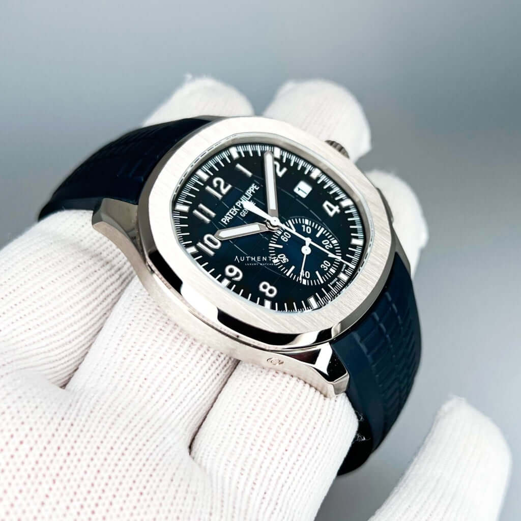 CLASSIC Aquanaut Flyback Chronograph White Gold Blue Dial 5968G-001